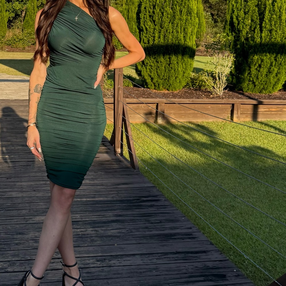 Pretty Little Thing Green Dress